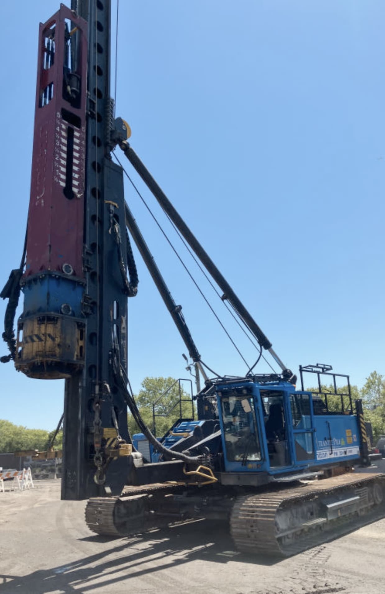 Junttan PM25H Pile Driving Rig - 2019 image Junttan PM25H Pile Driving Rig - 2019 image