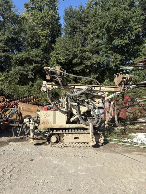 Comacchio MC400P Drill Rig image Comacchio MC400P Drill Rig image