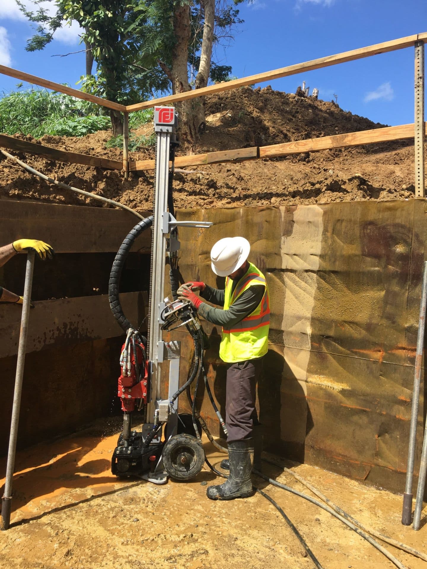 TEI MP260 man portable drill