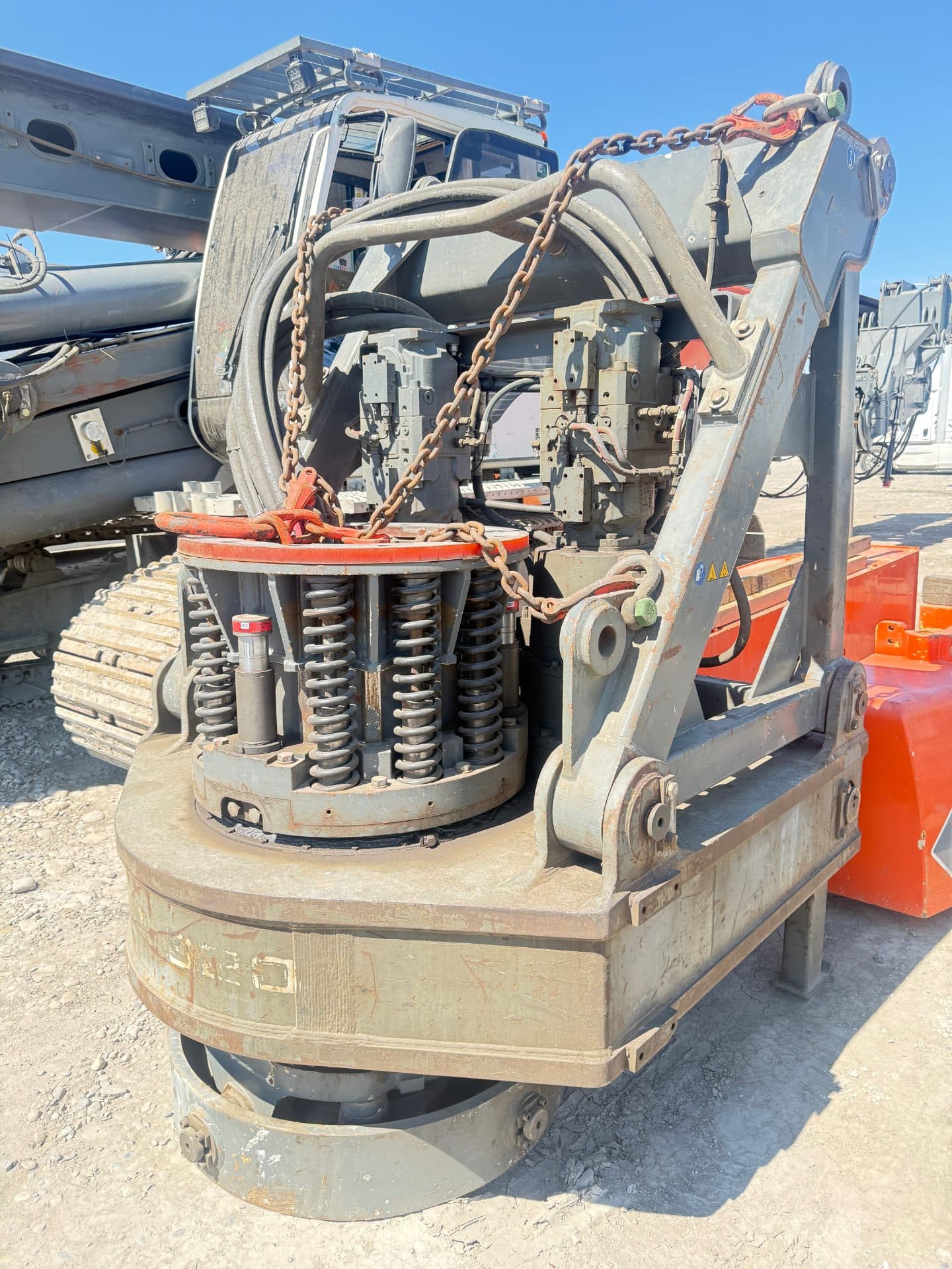 Liebherr LB28