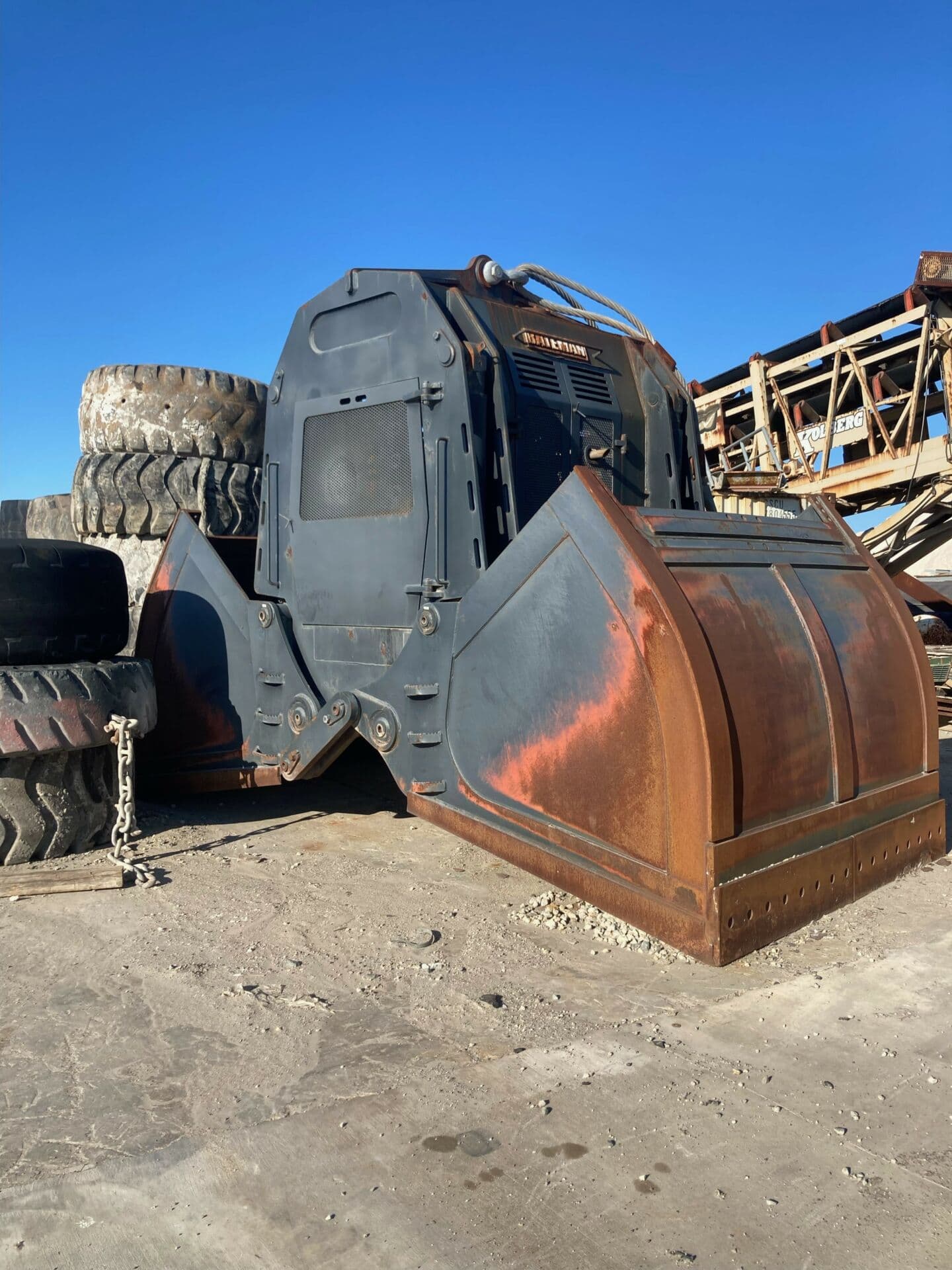 Bateman BCSD-1200HD 12 YD Clamshell Bucket