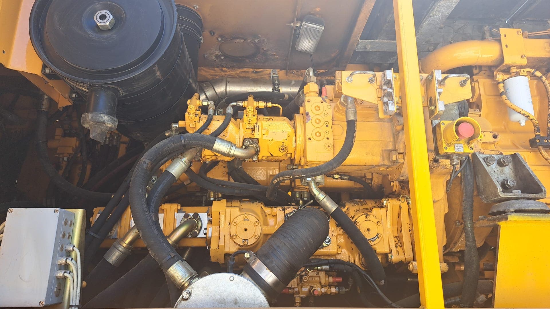 USED LIEBHERR HS 853 HD LITRONIC