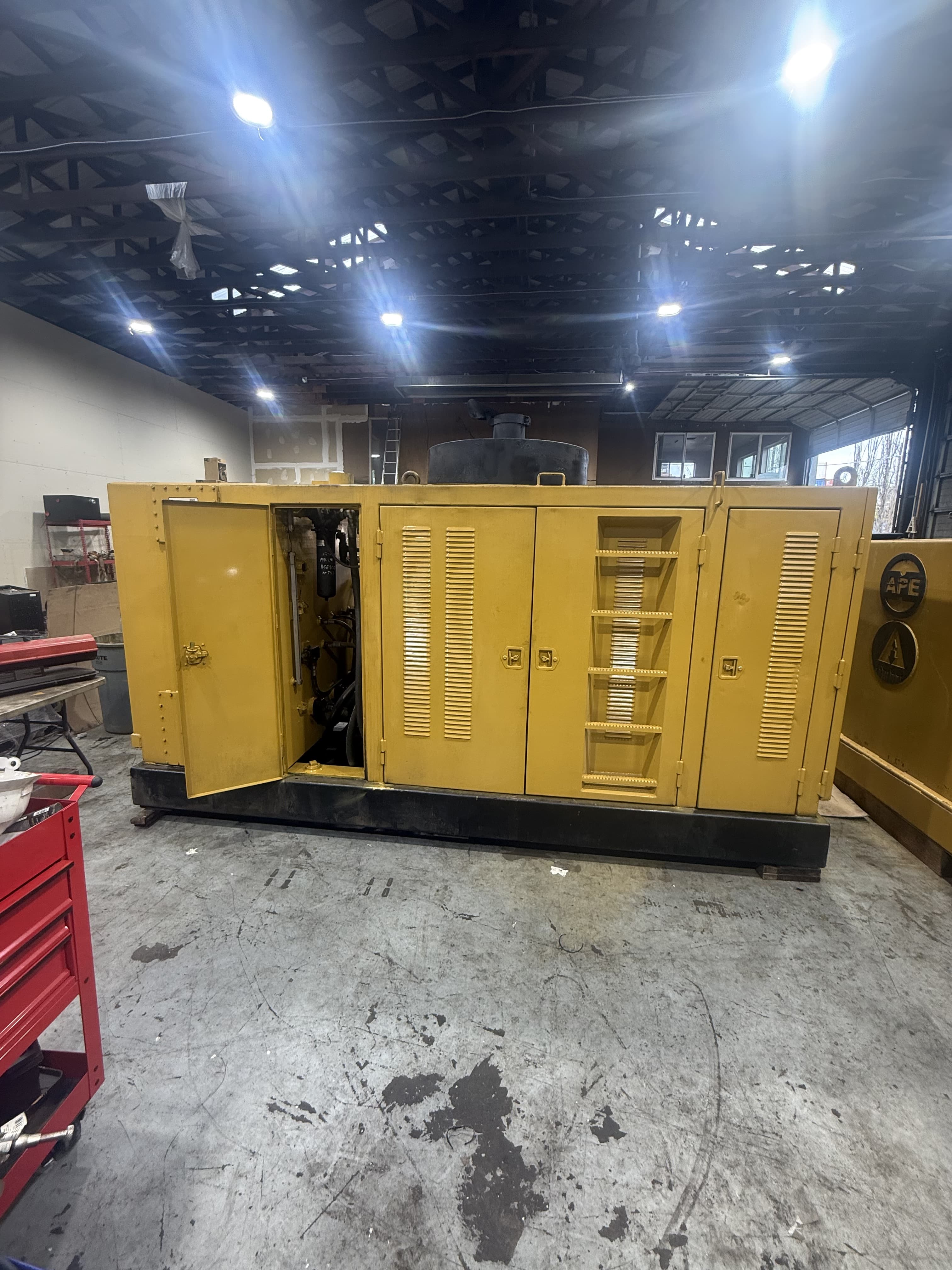 Used APE 300