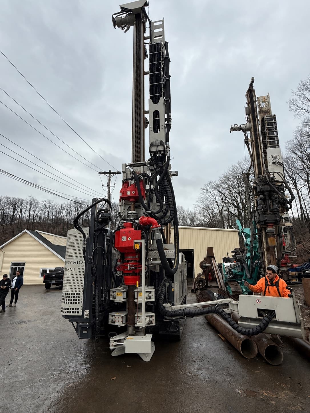 COMACCHIO GEO 909 GT - HYDRAULIC CRAWLER MOUNTED DRILL RIG