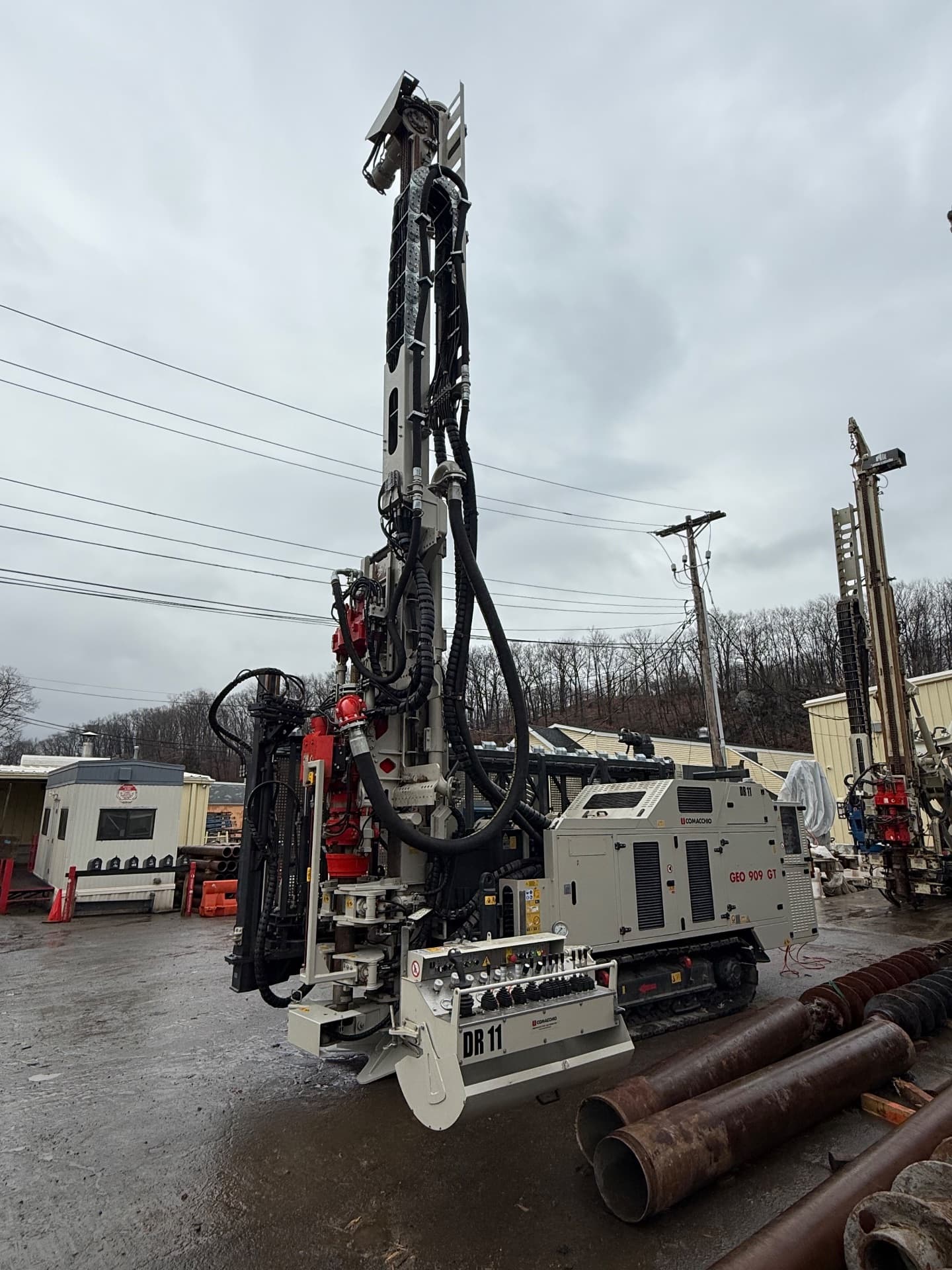 COMACCHIO GEO 909 GT - HYDRAULIC CRAWLER MOUNTED DRILL RIG