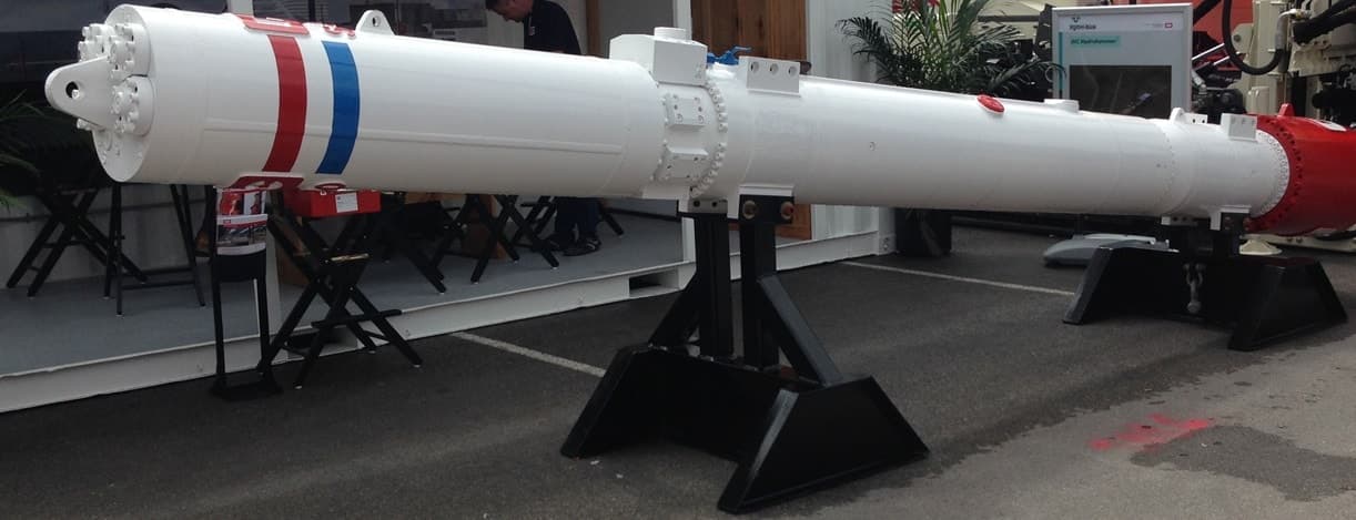 Used IHC Hydrohammer S-30