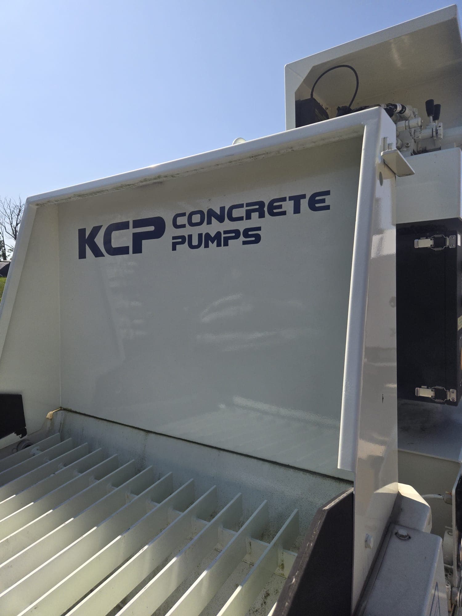 KCP concrete pump KTP1160-8