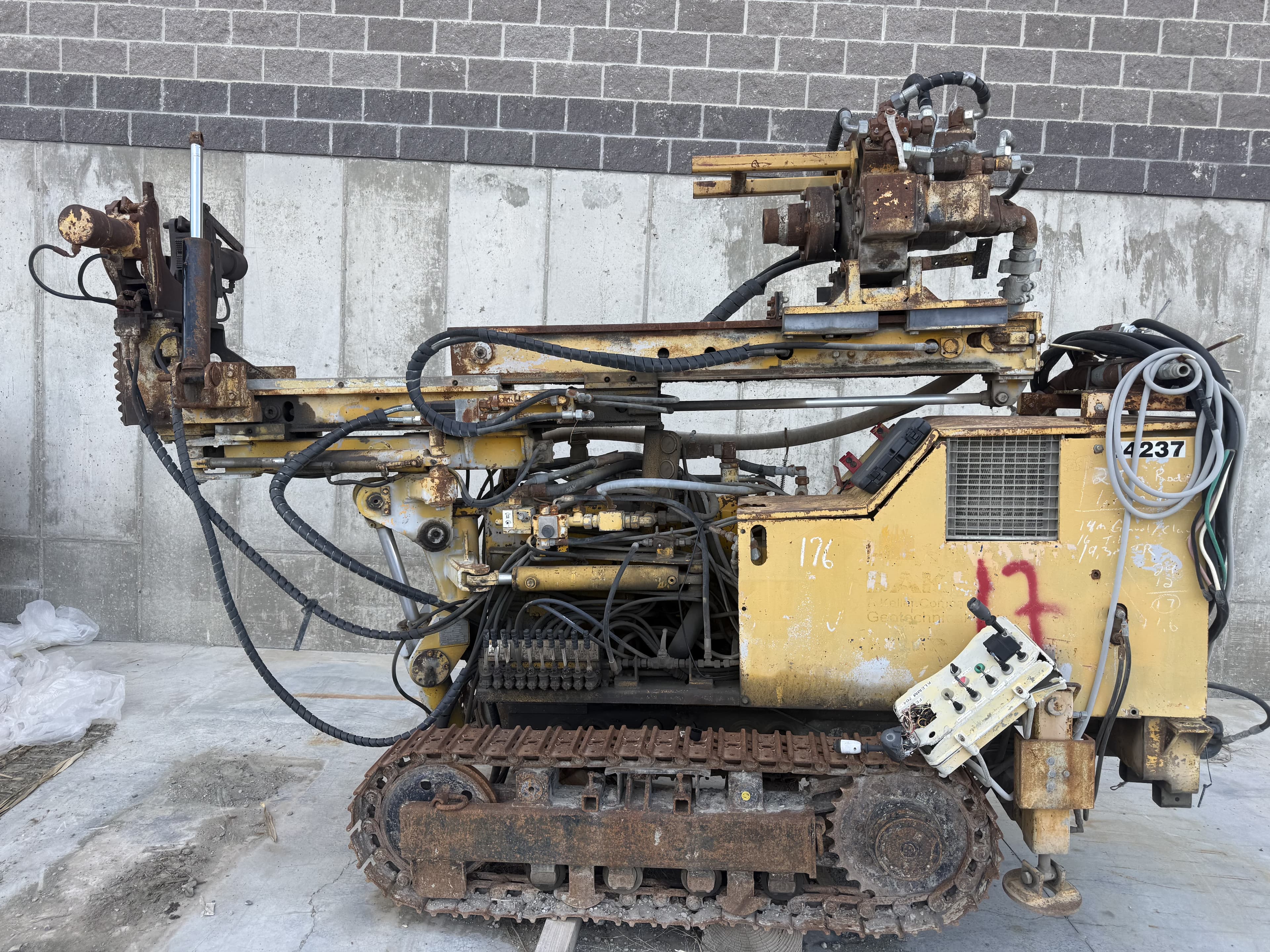 Used Klemm KR704E