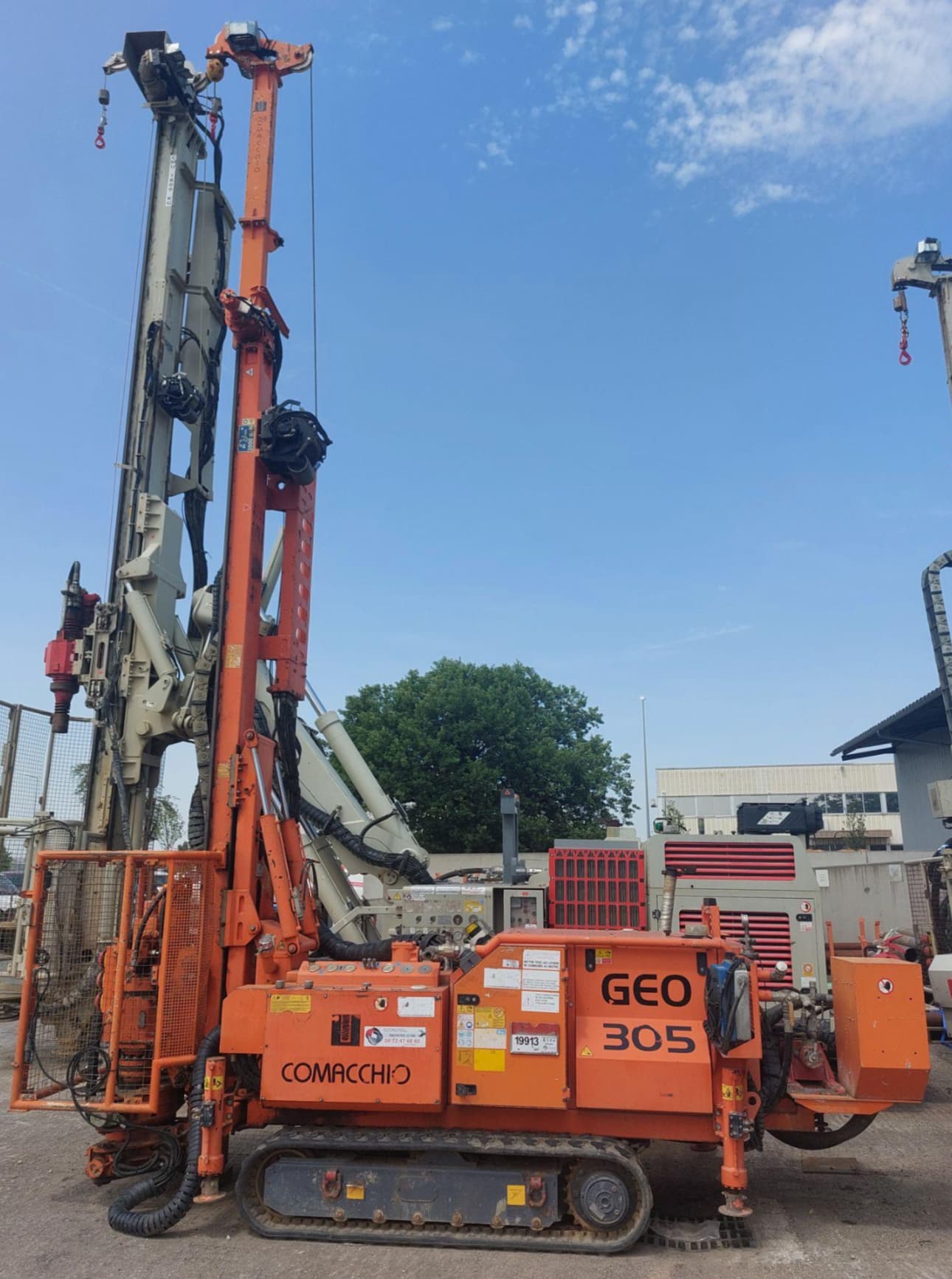 Used COMACCHIO GEO 305 DRILL RIG